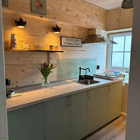 Rlguesthouses 盖伦基兴