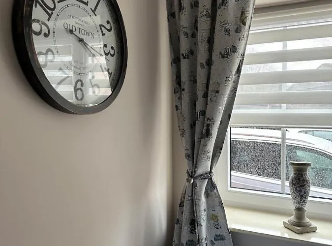 Rlguesthouses アパート ガイレンキルヒェン